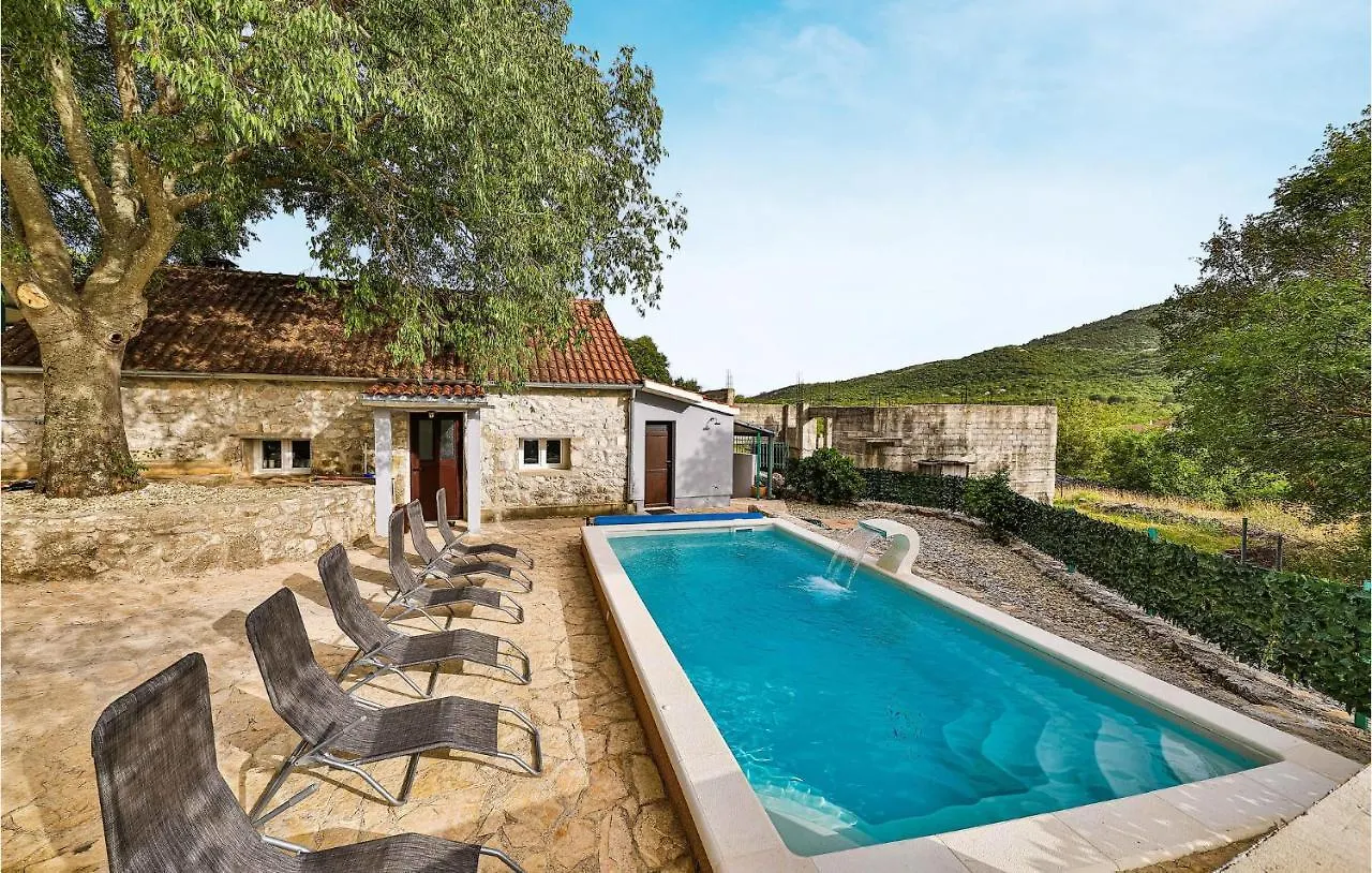 Holiday home Pet Friendly Home In Prgomet With Kitchen Labin  Croatia